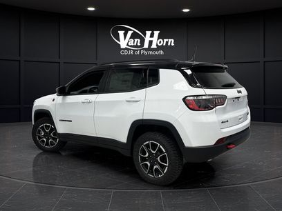 New 2026 Jeep Compass Trailhawk w/ Sun, Sound & Navigation Group