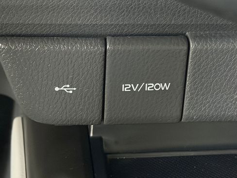 Used 2024 Toyota Camry SE w/ Convenience Package image 29