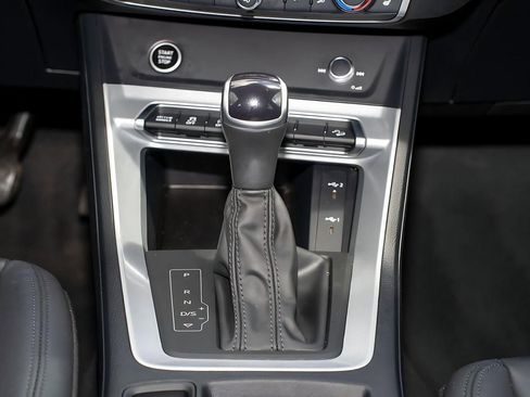 Used 2023 Audi Q3 2.0T Premium w/ Convenience Package image 26