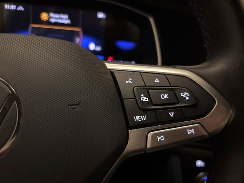 Used 2024 Volkswagen Jetta SE image 10