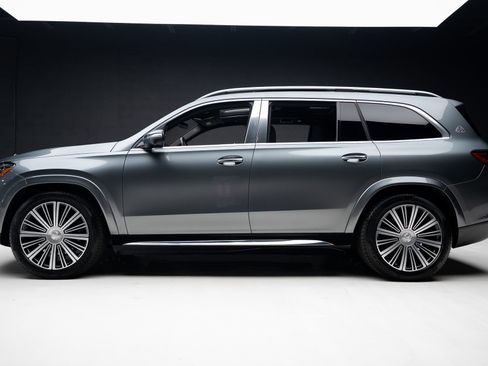Used 2024 Mercedes-Benz Maybach GLS 600 4MATIC image 17