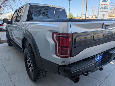 Used 2018 Ford F150 Raptor w/ Equipment Group 802A Luxury AWD/4WD image 4