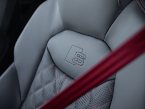 Certified 2026 Audi Q7 3.0T Prestige image 27