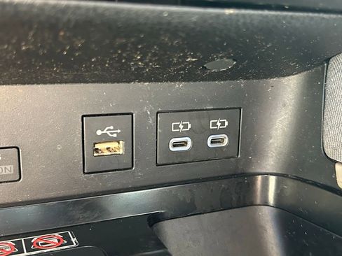 Used 2025 Toyota Camry LE w/ Convenience Package FWD image 33