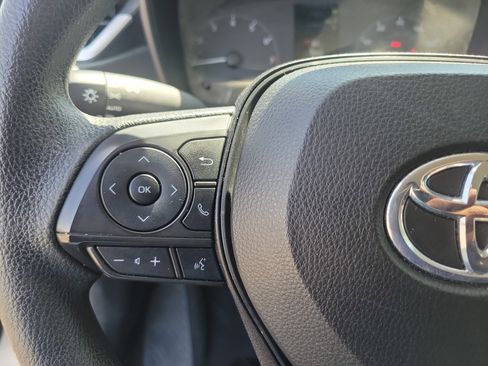 Used 2024 Toyota Corolla LE FWD image 24