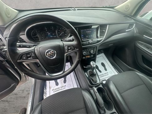 Used 2022 Buick Encore Preferred AWD/4WD image 31
