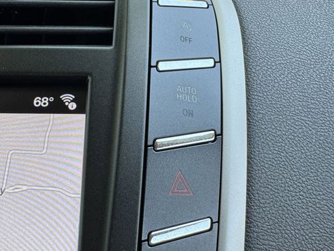 Used 2018 Lincoln MKC Select w/ Select Plus Package image 29