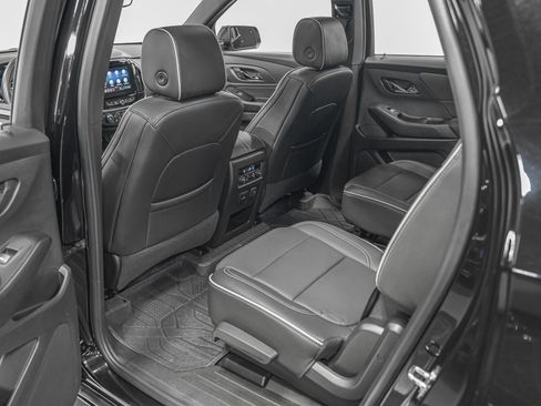 Used 2023 Chevrolet Traverse Premier w/ Redline Edition image 27