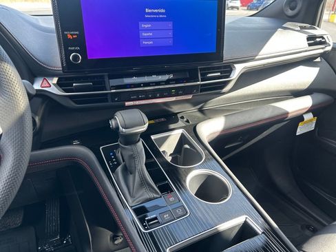 New 2026 Toyota Sienna XSE image 11