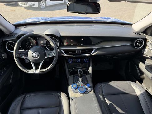Used 2019 Alfa Romeo Stelvio Ti w/ Nero Edizione AWD/4WD image 12