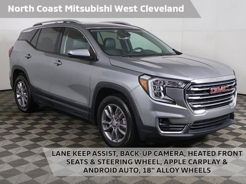 Used 2024 GMC Terrain SLT image 1