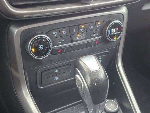 Used 2021 Ford EcoSport SE image 34