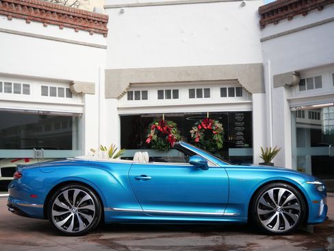 New 2026 Bentley Continental GTC image 5