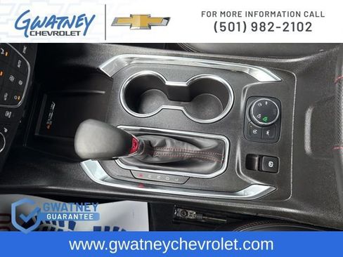 Used 2023 Chevrolet Traverse RS image 16