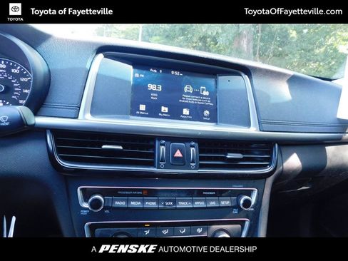 Used 2018 Kia Optima S w/ Panoramic Sunroof Package FWD image 5