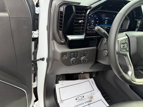 Used 2024 Chevrolet Silverado 1500 LTZ w/ LTZ Convenience Package II image 17