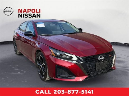 Certified 2023 Nissan Altima 2.5 SR w/ SR Premium Package image 1