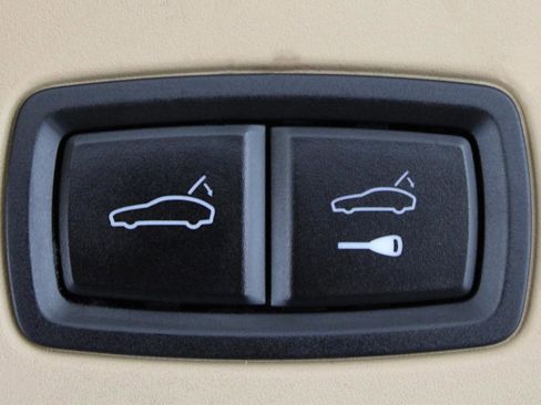 Used 2014 Porsche Panamera S image 74