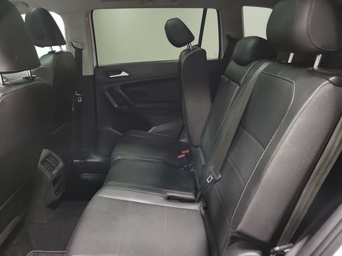Used 2019 Volkswagen Tiguan SE w/ Panoramic Sunroof Package FWD image 29