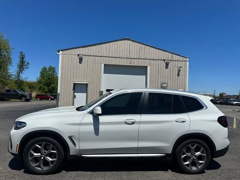 Used 2023 BMW X3 xDrive30i w/ Premium Package AWD/4WD image 9
