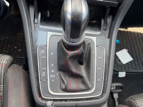 Used 2016 Volkswagen GTI 4-Door FWD image 20