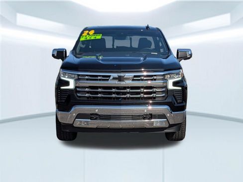 Used 2024 Chevrolet Silverado 1500 LTZ w/ LTZ Premium Package AWD/4WD image 10
