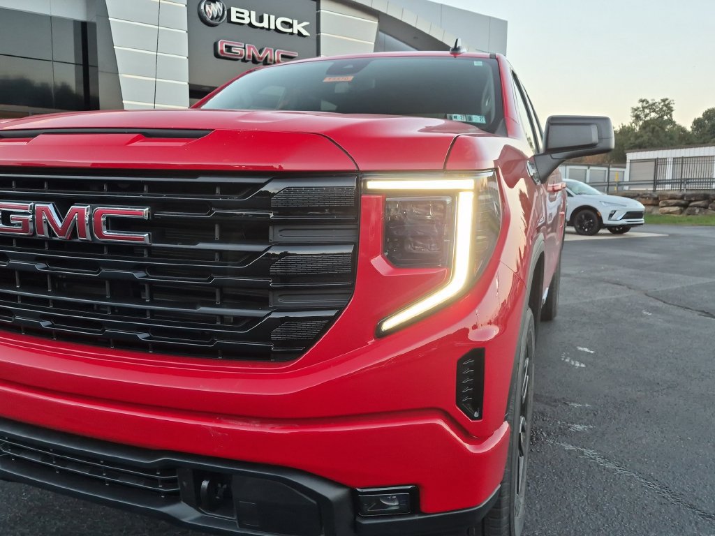 New 2026 GMC Sierra 1500 Elevation AWD/4WD image 2