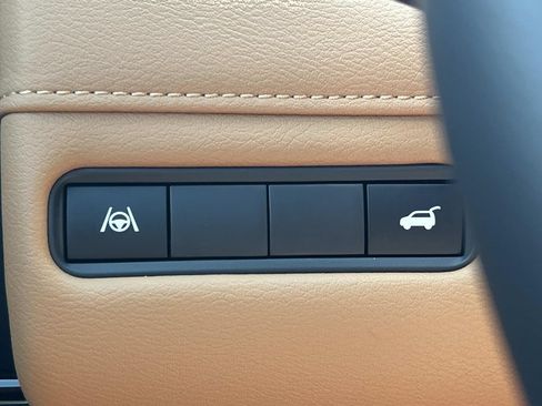 New 2026 Nissan Armada SL w/ Captain's Chari Seat Package AWD/4WD image 26