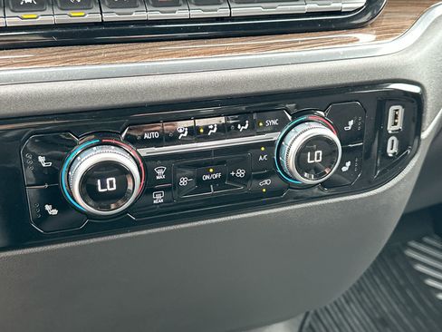 Certified 2024 GMC Sierra 1500 Elevation AWD/4WD image 19