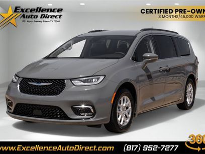 Used 2022 Chrysler Pacifica Touring-L