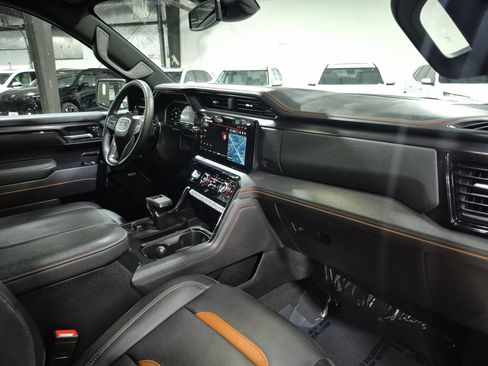 Certified 2025 GMC Sierra 1500 AT4 AWD/4WD image 30