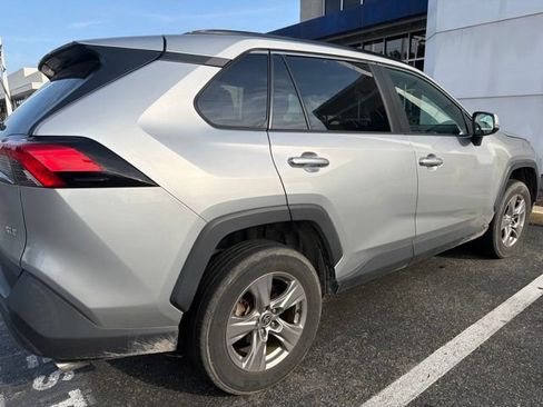 Used 2023 Toyota RAV4 XLE w/ Convenience Package FWD image 3