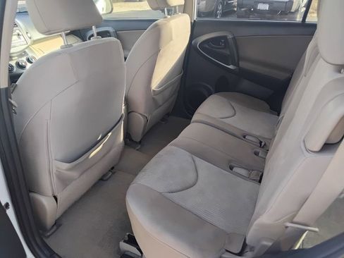 Used 2012 Toyota RAV4 4WD w/ Value Pkg image 19