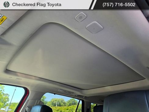 Used 2023 Toyota Sequoia Limited w/ TRD Off-Road Package AWD/4WD image 10