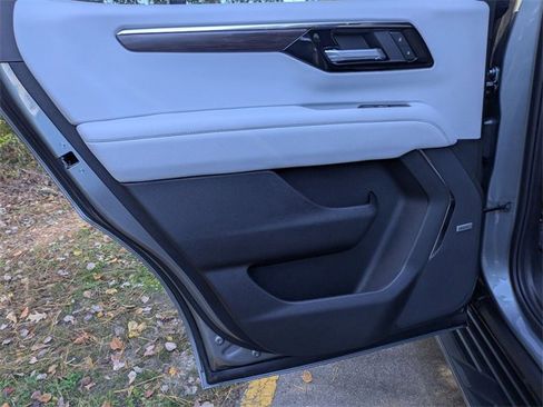 New 2026 Chevrolet Tahoe Premier w/ Sun And Tow Package image 26