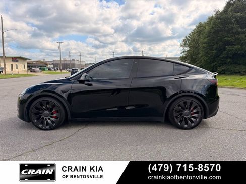 Used 2022 Tesla Model Y Performance AWD/4WD image 7