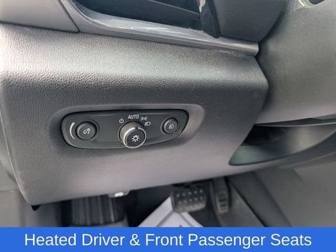Used 2019 Chevrolet Traverse LT FWD image 17