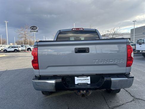 Used 2018 Toyota Tundra SR5 w/ TRD Off Road Package image 4