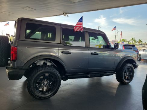 Used 2021 Ford Bronco Black Diamond AWD/4WD image 13