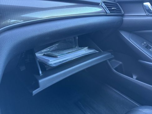 Used 2019 Honda Accord Sport image 41