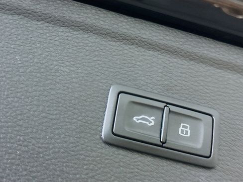 Used 2024 Audi Q5 2.0T Premium Plus image 30