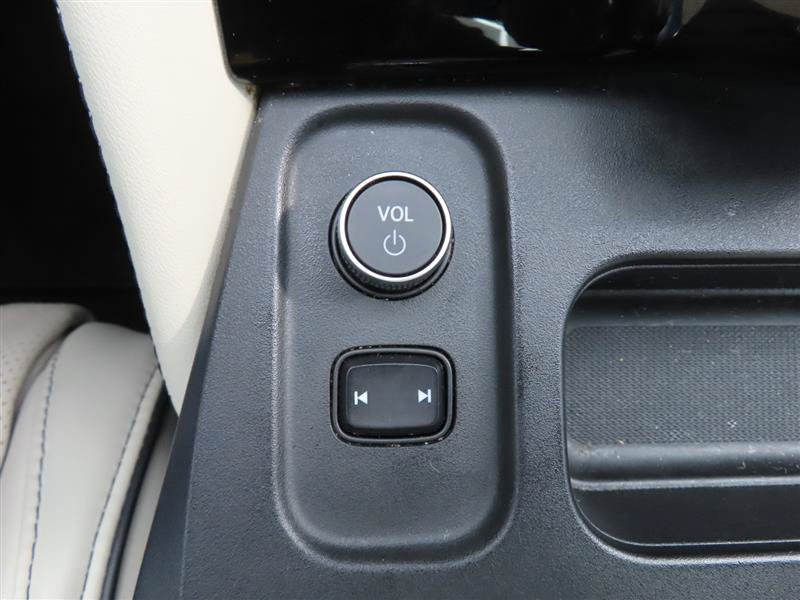Used 2025 Acura MDX A-Spec w/ Advance Package AWD/4WD image 29