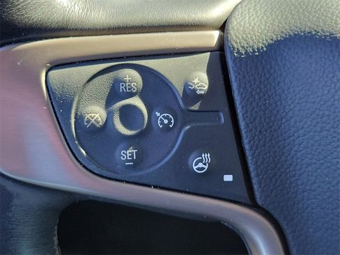 Used 2017 GMC Yukon Denali image 25