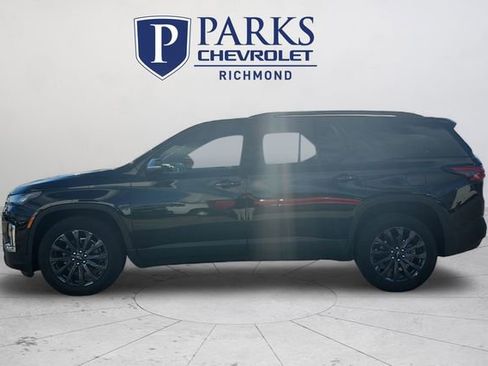 Certified 2023 Chevrolet Traverse RS w/ LPO, Floor Liner Package image 4
