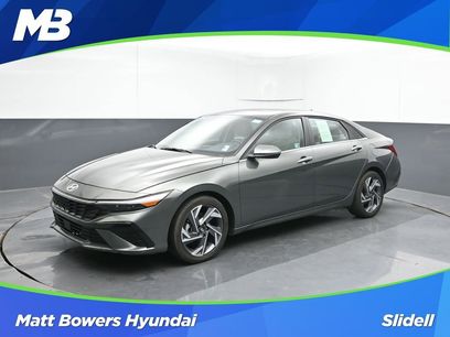 Used 2025 Hyundai Elantra Limited