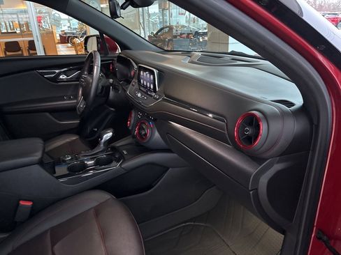 Used 2021 Chevrolet Blazer RS w/ Enhanced Convenience Package image 40
