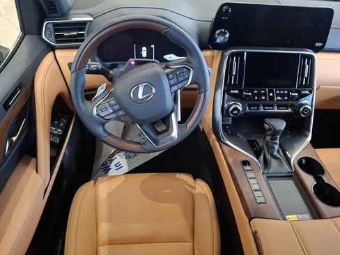 New 2026 Lexus LX 600 4WD w/ Luxury Package image 7