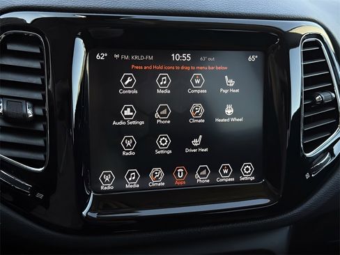 Used 2018 Jeep Compass Limited image 11