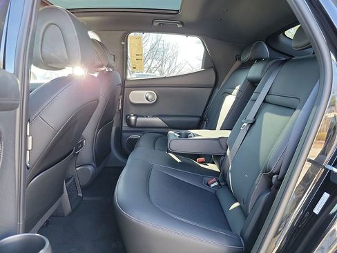 Used 2024 Genesis GV60 Advanced image 13