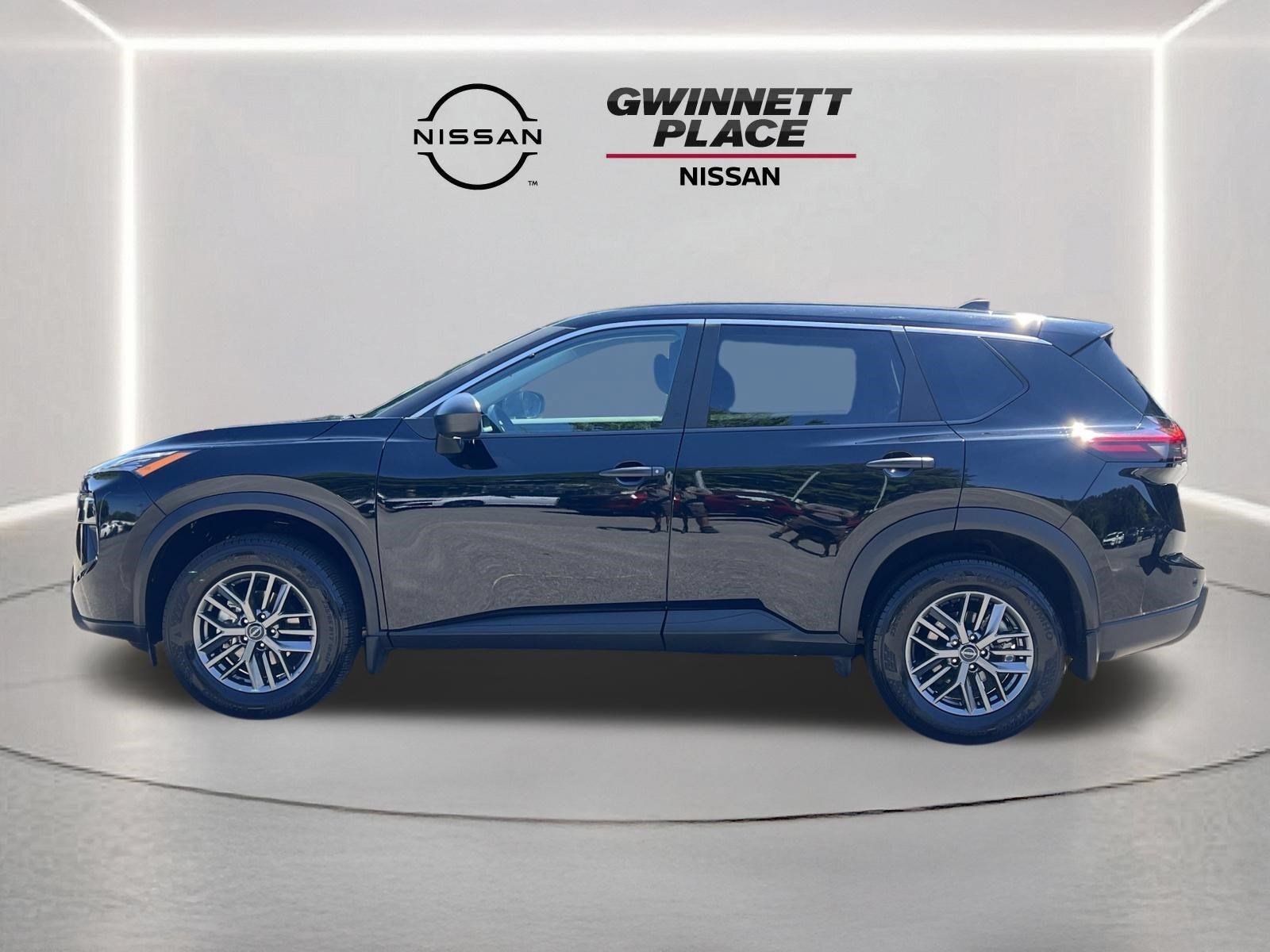 Used 2026 Nissan Rogue S FWD image 20